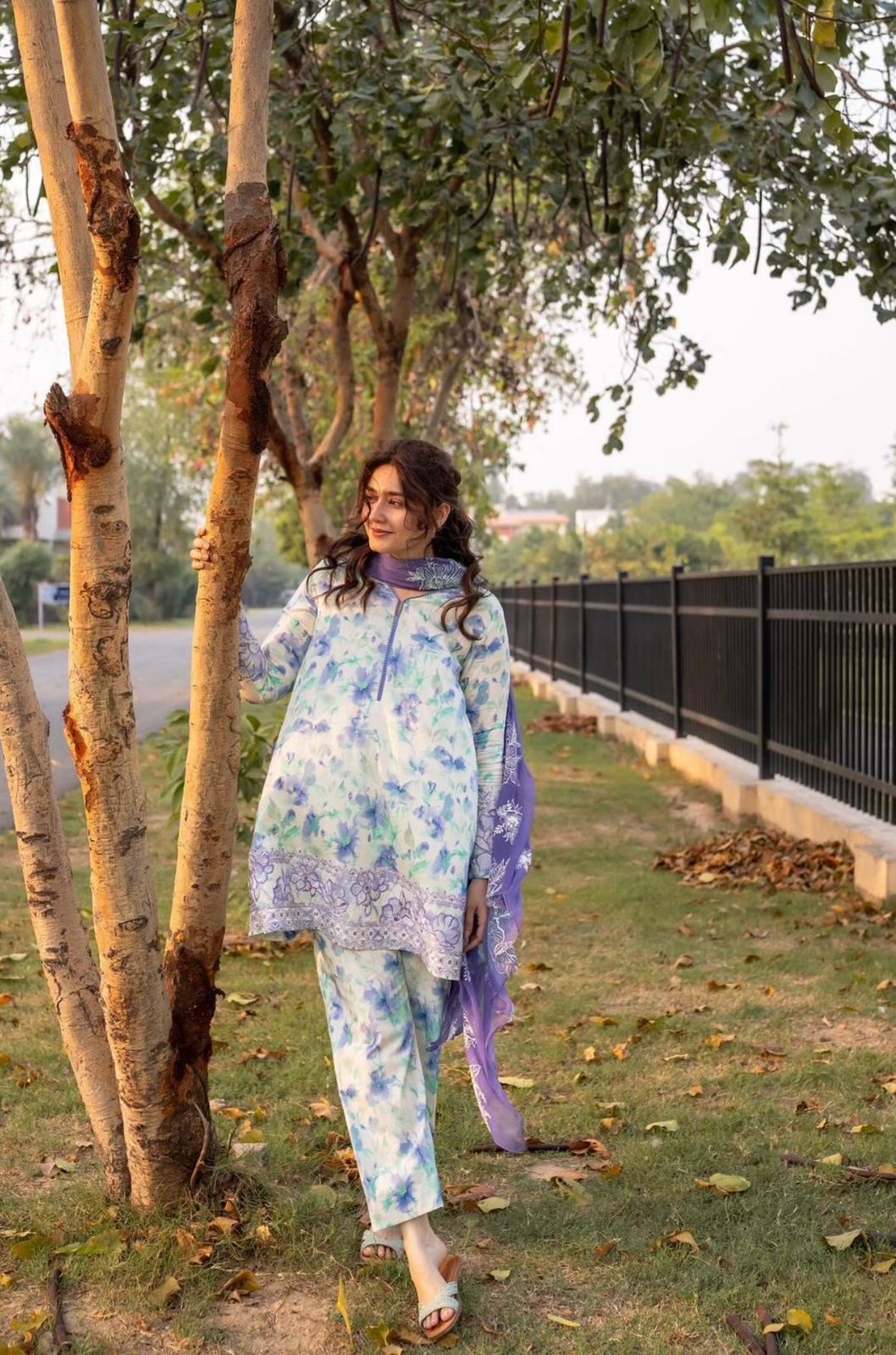 3 piece Swiss Jacquard lawn suit (unstitched)